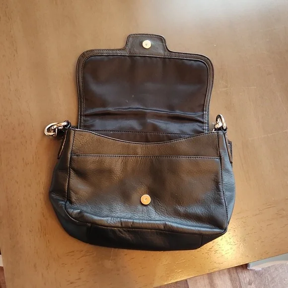 Coach purse - Picture 5 of 13